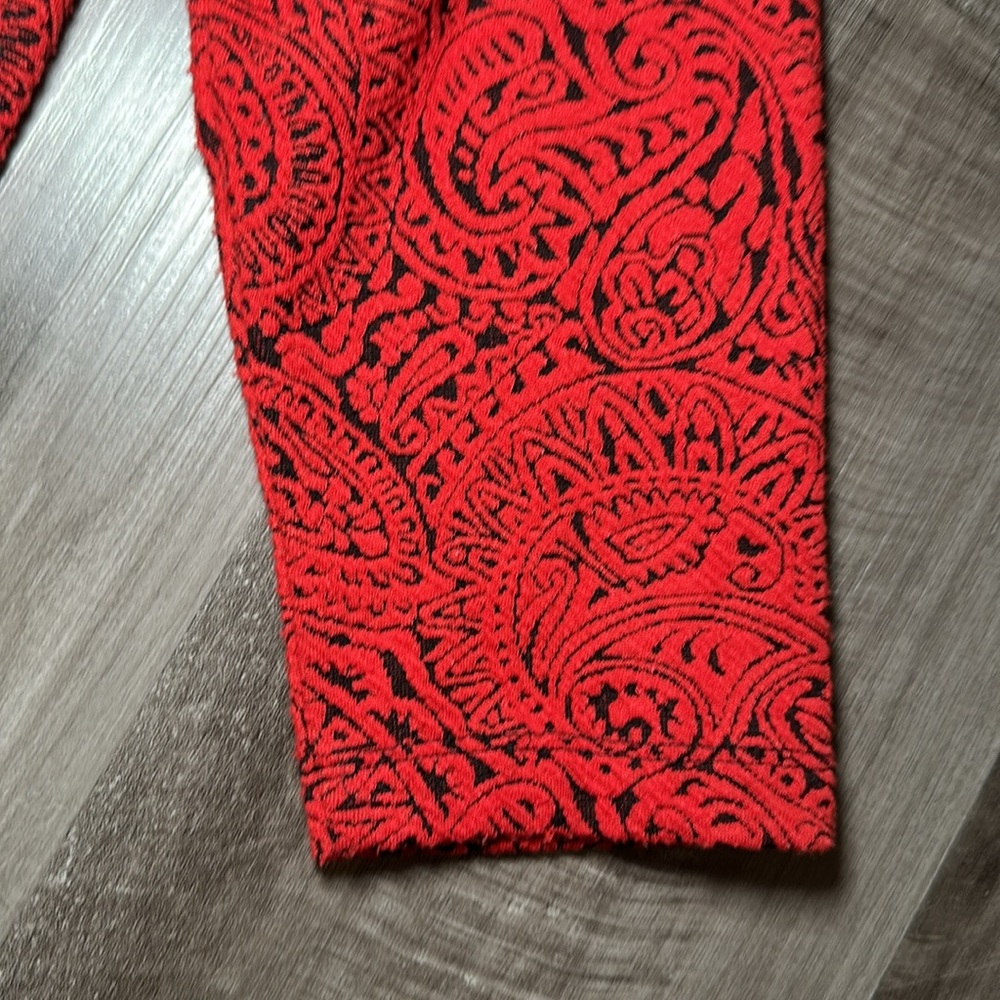 Ruby Rd. Red and Black Paisley Textured No Button Jacket - Large - Picture 3 of 7